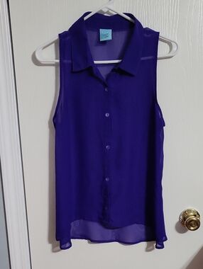 Shirt-H.I.P.Sleeveless  Purple Button Front #3213